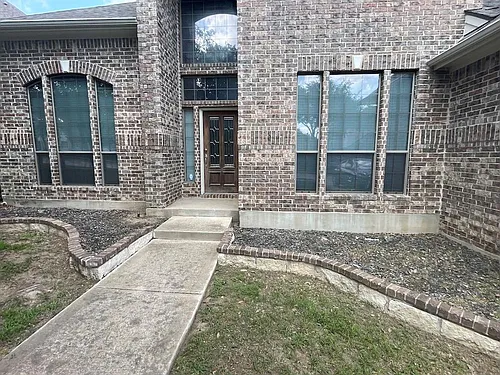 1504 Fieldstone St Photo 1