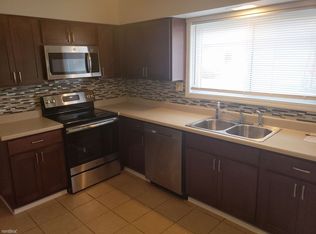 845 Richard St UNIT D, Aurora, IL 60506