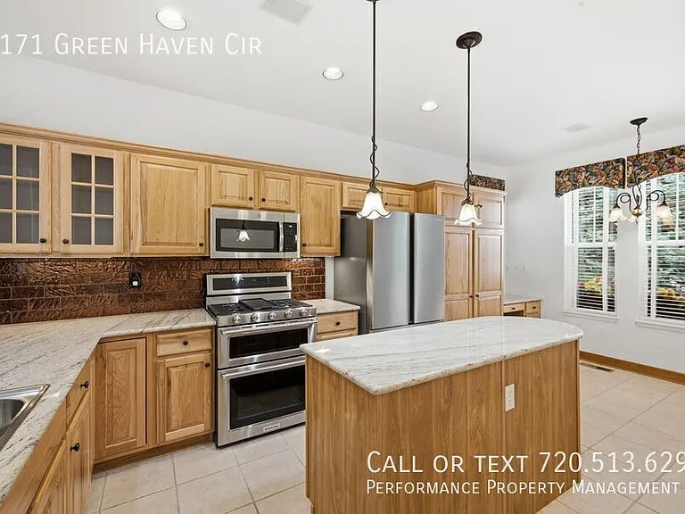 3171 Green Haven Cir — Photo 3