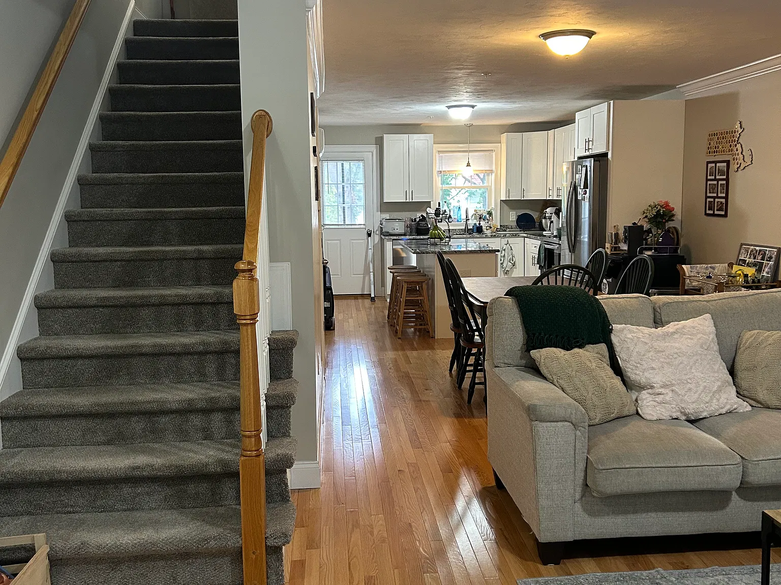 2 bed, 1.5 bath, $2,100 — Photo 2