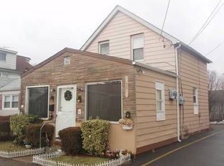 35 Montgomery St, Clifton, NJ 07011