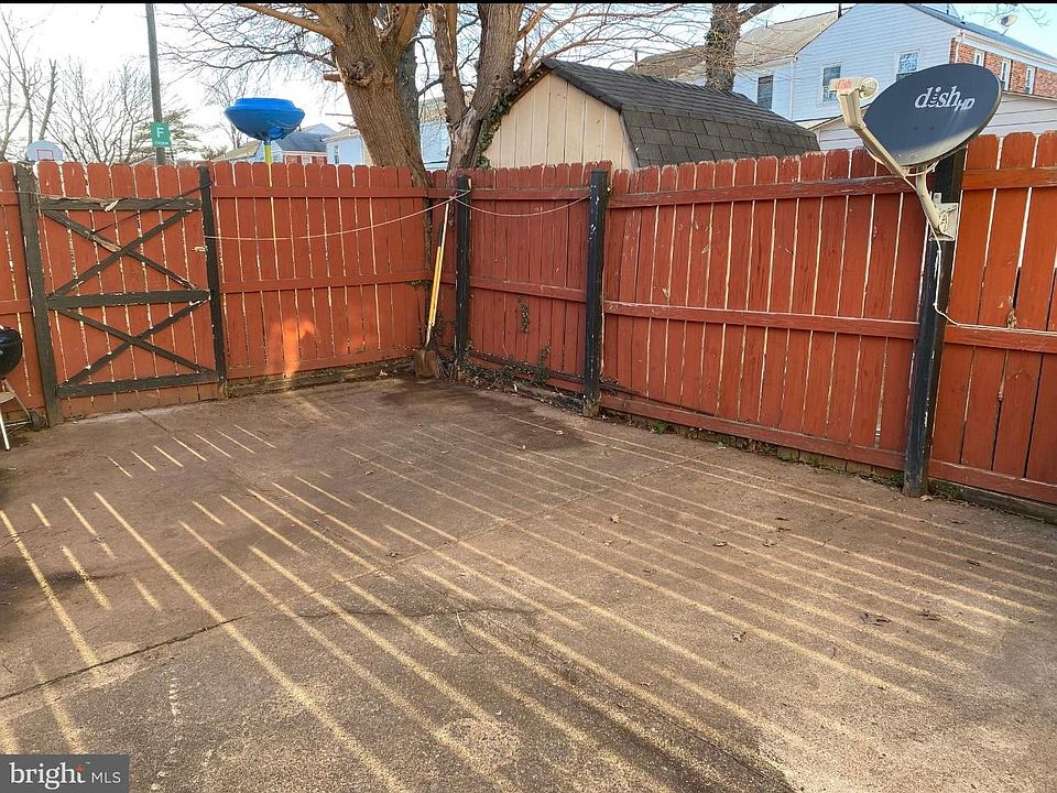 2nd image of 9810 Maury Ln