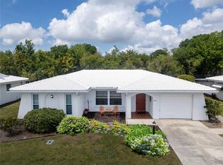 4005 Chinaberry Rd, Bradenton, FL 34208