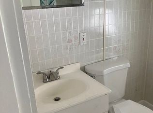 61 Center St, Goffstown, NH 03045