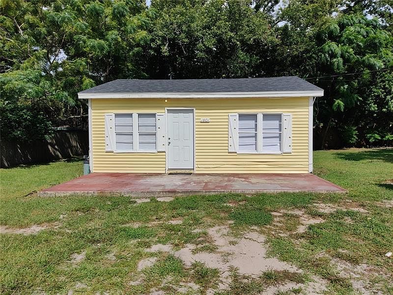 1st image of 1801 Douglas Ave