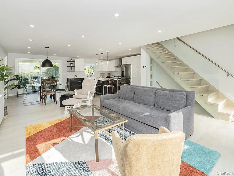 27 Pine St — Photo 11