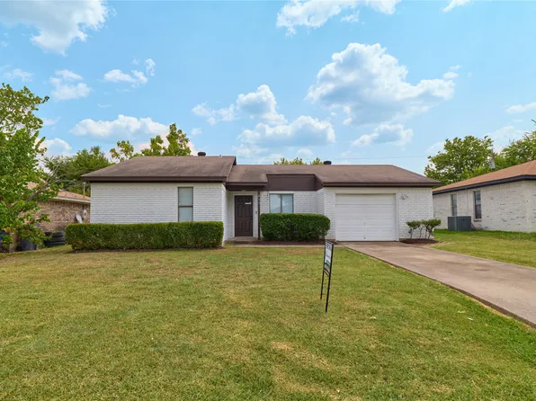 813 Loganwood Dr, Royse City, TX 75189