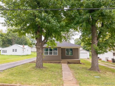904 N Middle St, Farmington, MO, 63640