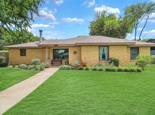 6820 Treehaven Rd, Fort Worth, TX 76116