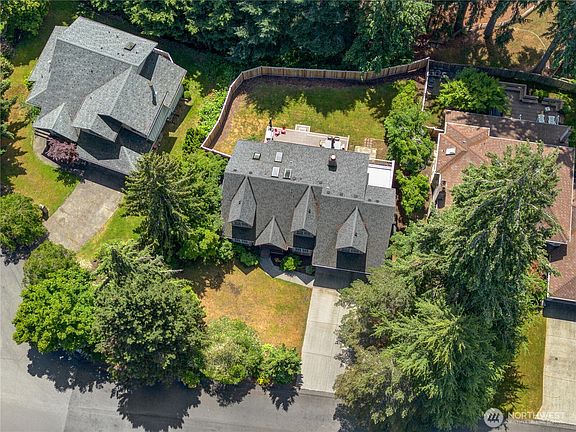 2nd image of 6510 45th Street W