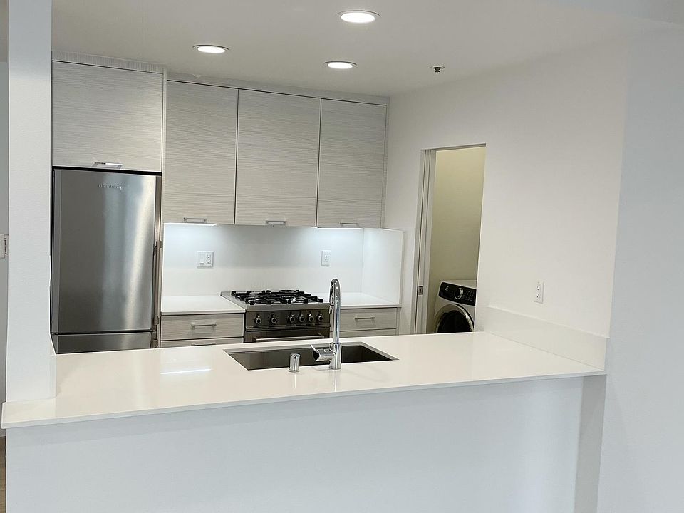 8600 Burton Way APT 203 Los Angeles CA 90048 Zillow