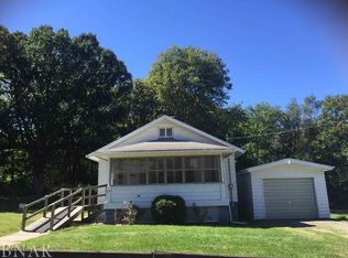 715 N Mulberry St, Clinton, IL 61727