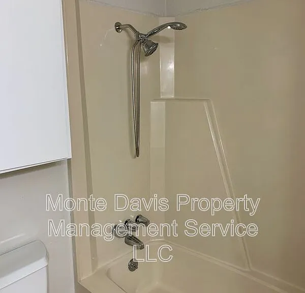 513 S Park Dr #103 — Photo 12