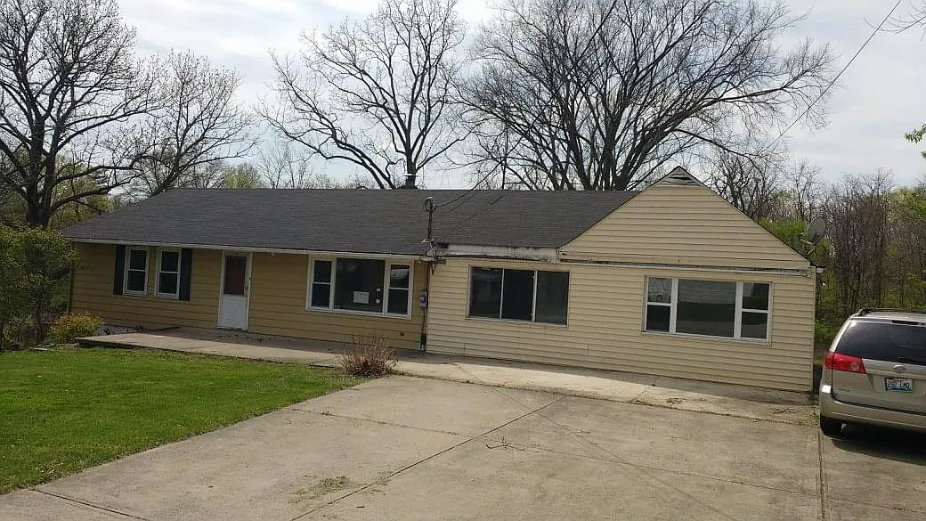 6409 Walnut Dr photo 1
