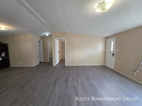 5th image of 314 E 18th Pl #128