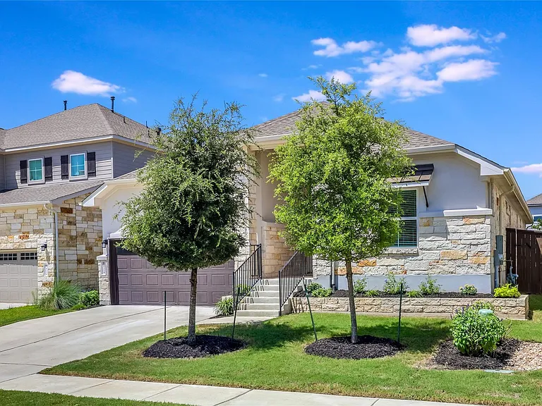 4318 Frankfurt Ln — Photo 39