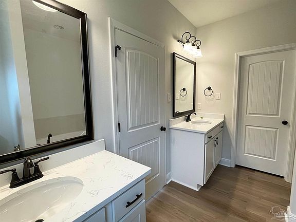 5th image of 3239 Eetbarb Br #7-B