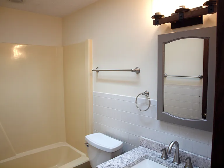 607 Cheyenne Cir — Photo 9