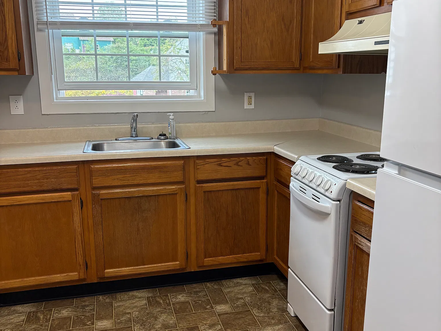 1 bed, 520 sqft, $950 — Photo 3