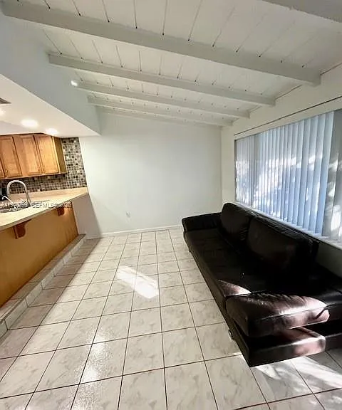 5650 NE 17th Ter #5650 — Photo 16
