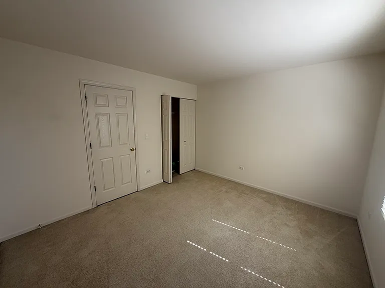 2503 Oak Tree Ln #0 — Photo 13