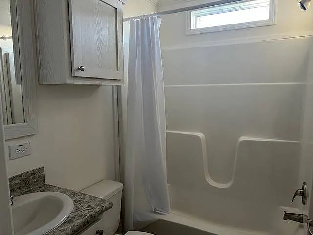 920 S Katie Ave — Photo 6
