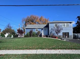 5201 Merrick Rd, Massapequa, NY 11758