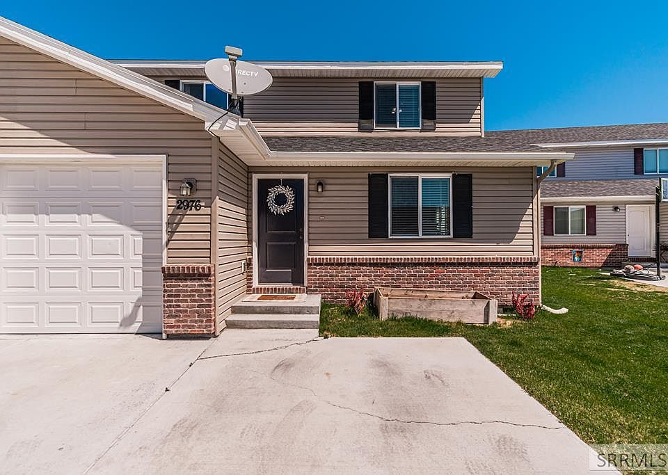 1st image of 2976 Janessa Ln