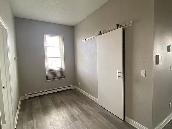 2nd image of 3233 Vallejo St APT 3D