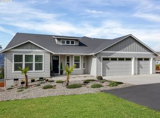 43 Hampshire Dr, Kelso, WA 98626