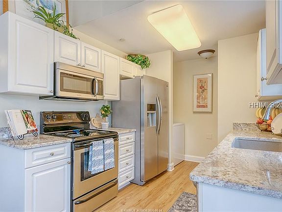 5th image of 49 Summerfield Ct