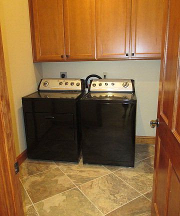 3rd image of 564 Sawgrass Dr
