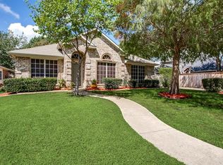 4401 Rosedale Dr, Grand Prairie, TX 75052