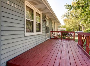 4104 S Meadowlark Dr, Springfield, MO 65807