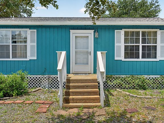 4th image of 809 N 10th St