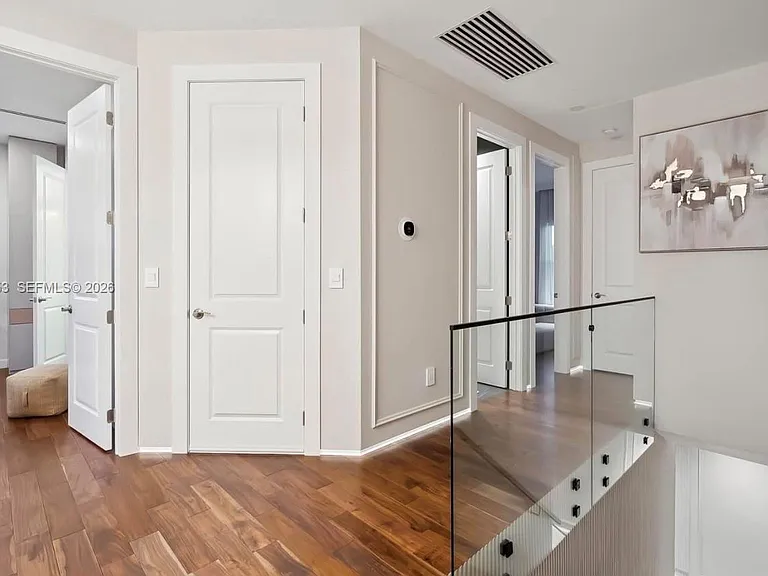 4426 Greenway Dr — Photo 14