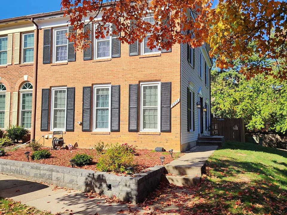 1st image of 5886 Parenham Way