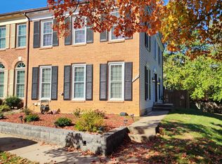 5886 Parenham Way, Alexandria, VA 22310