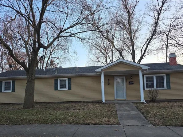 709 E Lincoln St, Iola, KS 66749