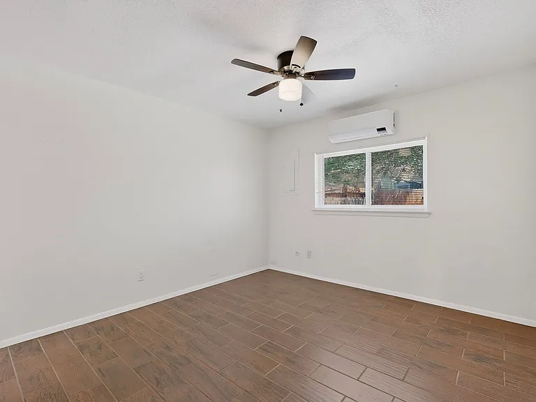 5109 Redlands Rd NW — Photo 17