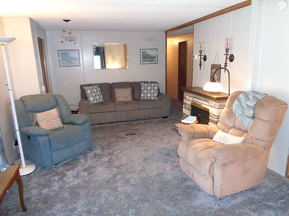 4th image of 522 Ponkan St
