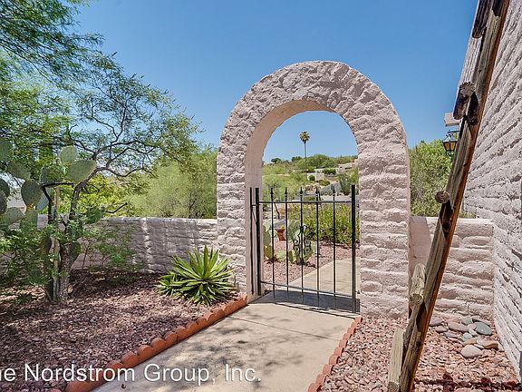3rd image of 5330 N Paseo Sereno