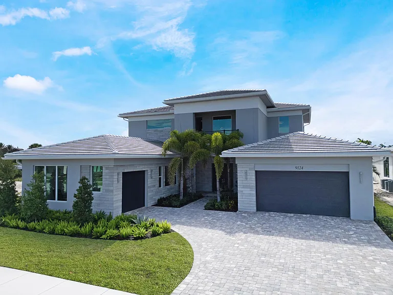 9124 Coral Isles Cir — Photo 5