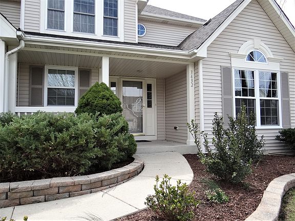 2nd image of 3432 Fairmont Ave
