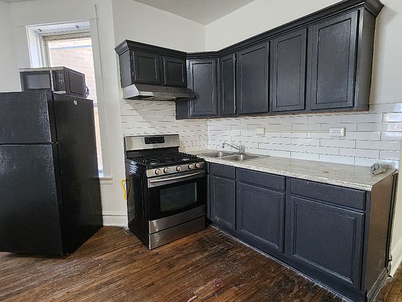 2nd image of 2318 S. Homan Ave