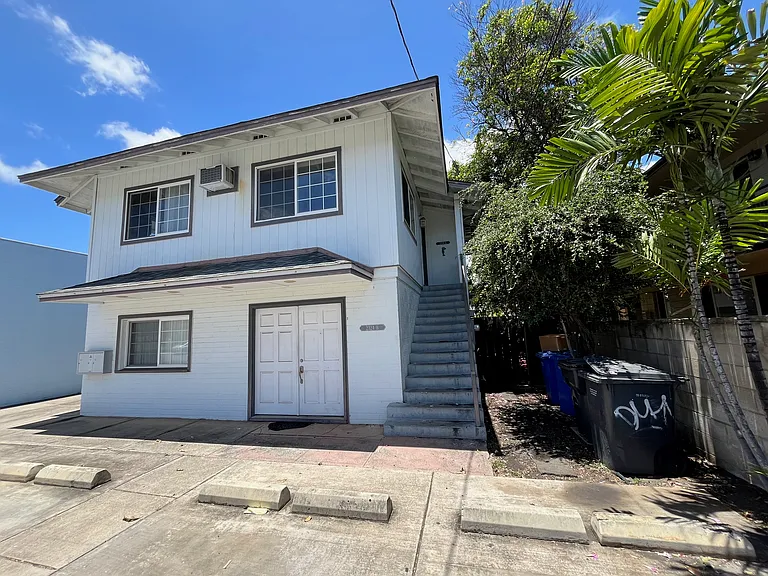 2324 S Beretania St #A — Photo 10