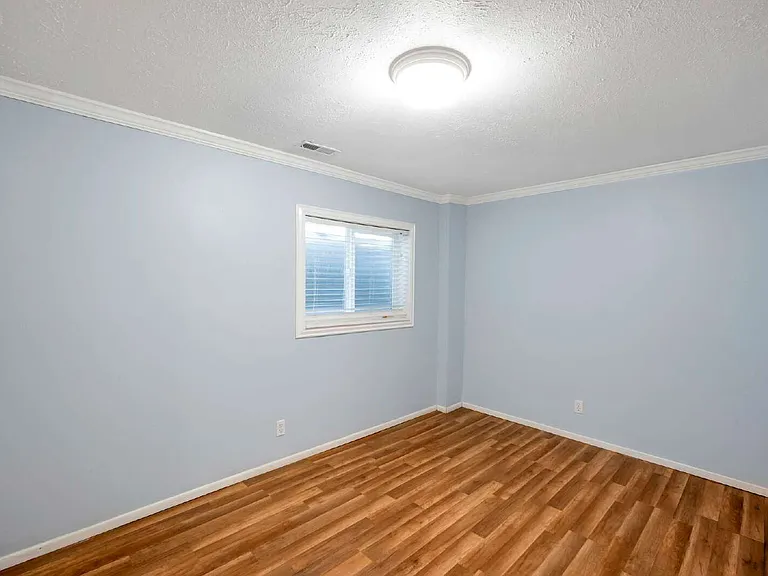 8754 S 620 E — Photo 10