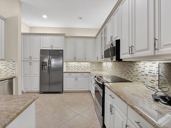 5th image of 9052 Greenstone Ridge Way