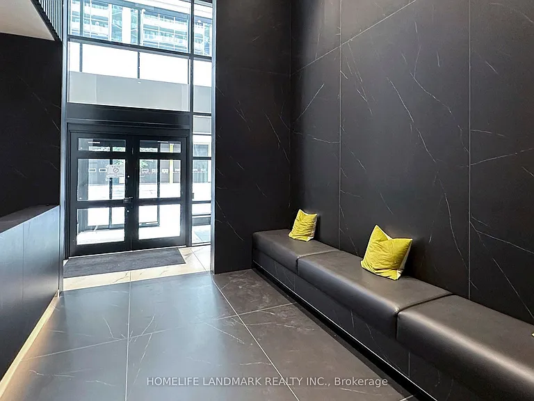 20 Edward St #616 — Photo 5