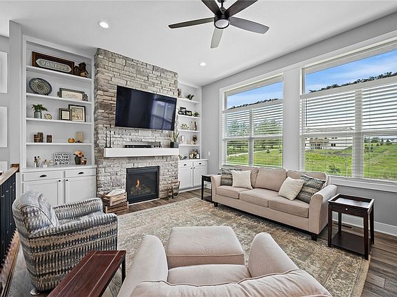 4th image of 2850 SE Bluestem Dr